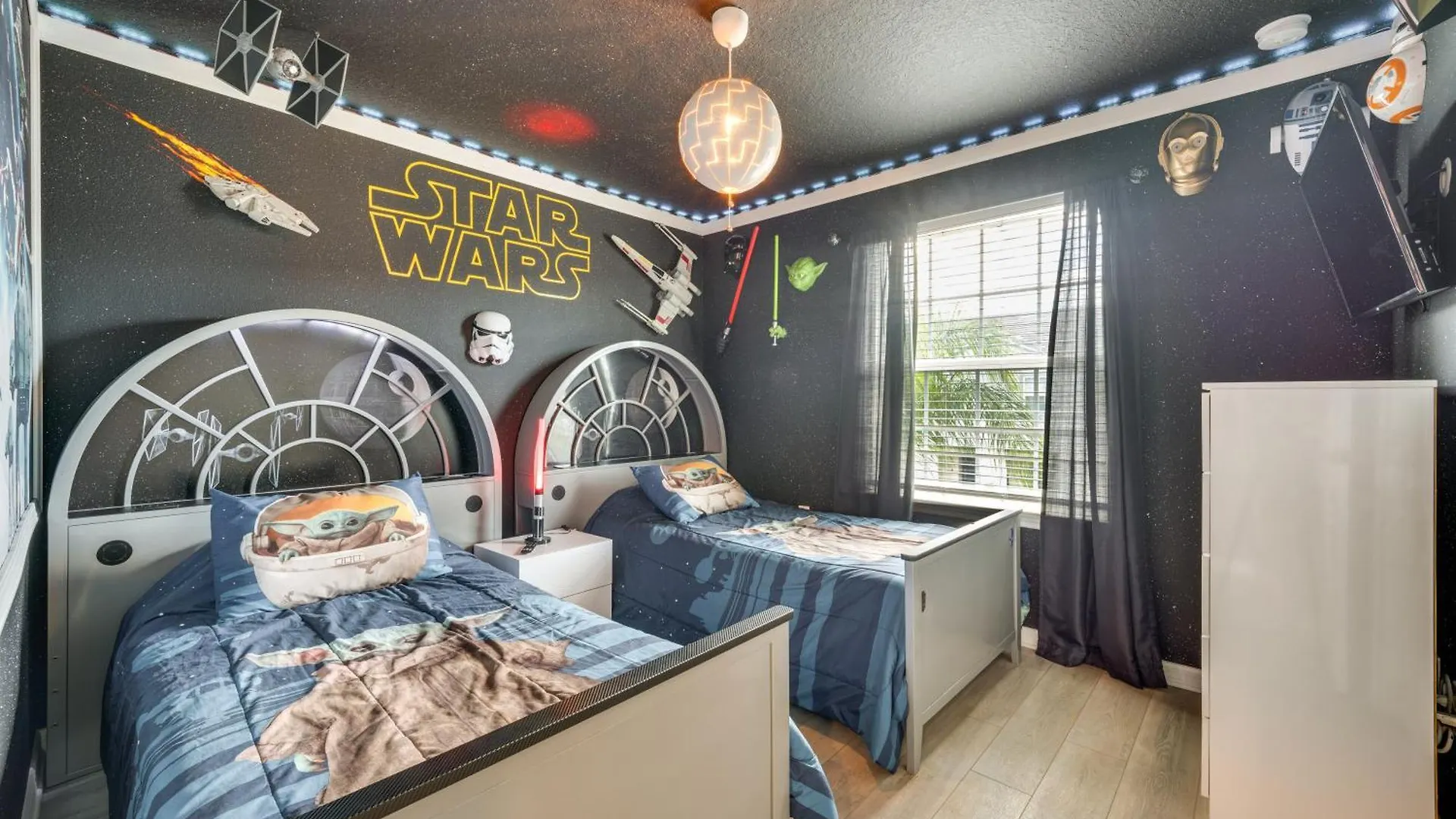 Holiday home 7 Mi To Disney Davenport Family Getaway With Pool!